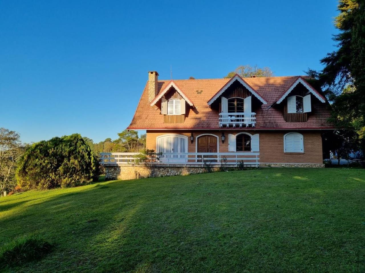 Casa de Férias Alto Do Capivari - Gramado E Vista Espetacular Campos do Jordão
