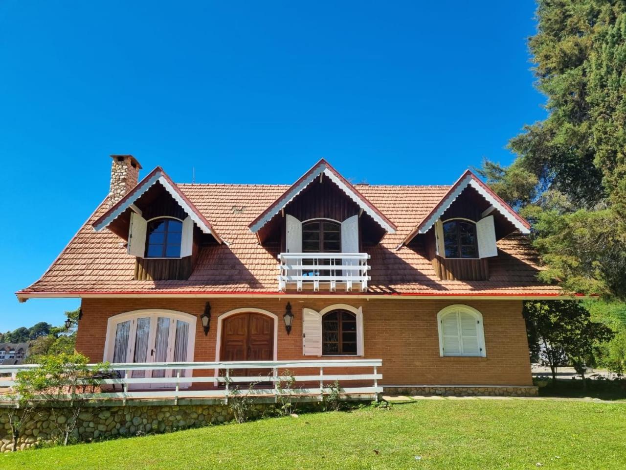 Alto Do Capivari - Gramado E Vista Espetacular Casa de Férias Campos do Jordão